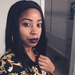 Meet your Posher, Nicole